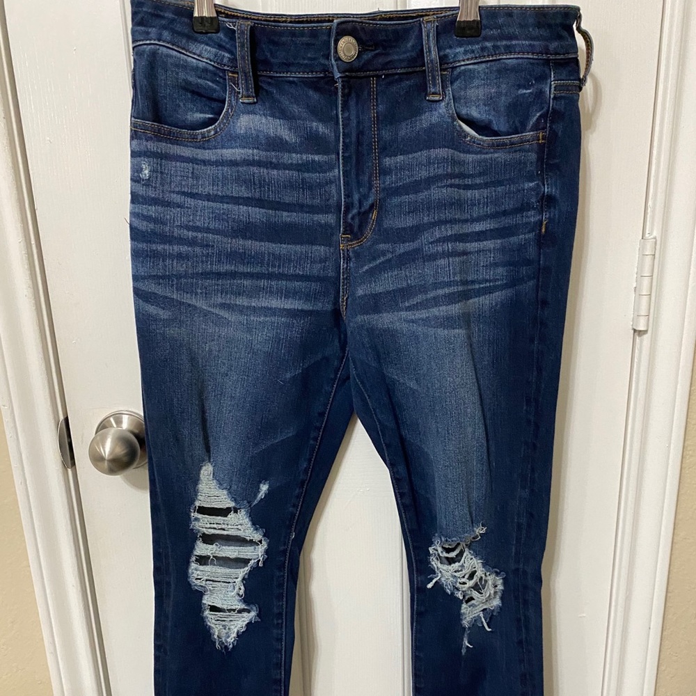 American Eagle Hi-Rise distressed Jegging